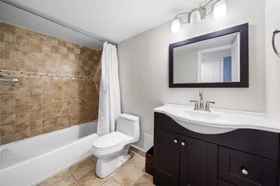 5555 Collins Ave #6E, Miami Beach, FL 33140 - Photo 11