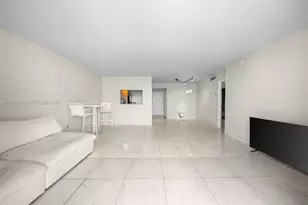5555 Collins Ave, Miami Beach, FL 33140 - Photo 7