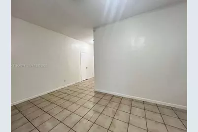2661 NW 33rd St, Miami, FL 33142 - Photo 17