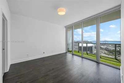 888 Biscayne Blvd #1802, Miami, FL 33132 - Photo 13