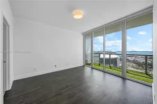 888 Biscayne Blvd, Miami, FL 33132 - Photo 13