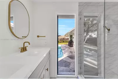 8810 NW 7th St, Pembroke Pines, FL 33024 - Photo 31