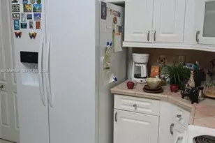 16817 SW 90th St, Miami, FL 33196 - Photo 9