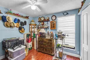 9466 SW 6th Ln, Miami, FL 33174 - Photo 23