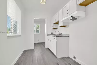 600 NW 25th Ct, Miami, FL 33125 - Photo 7