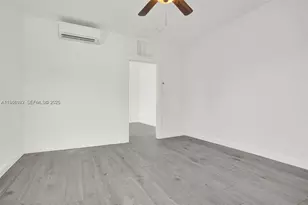 600 NW 25th Ct, Miami, FL 33125 - Photo 11