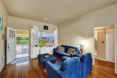 1340 Jackson St, Hollywood, FL 33019 - Photo 11