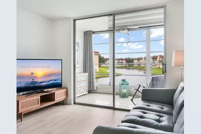 8861 Sunrise Lakes Blvd #205, Sunrise, FL 33322 - Photo 3