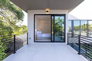 3200 Thomas Ave, Miami, FL 33133 - Photo 41