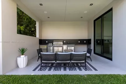 3200 Thomas Ave, Miami, FL 33133 - Photo 57