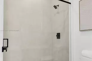 3200 Thomas Ave, Miami, FL 33133 - Photo 45