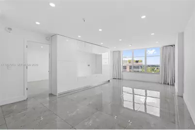 4101 Pine Tree Dr #828, Miami Beach, FL 33140 - Photo 9