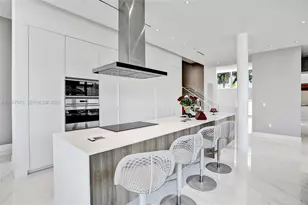 3750 Yacht Club Dr, Aventura, FL 33180 - Photo 9