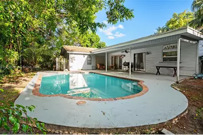 10873 NW 10th Pl, Coral Springs, FL 33071 - Photo 23