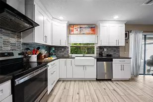 10873 NW 10th Pl, Coral Springs, FL 33071 - Photo 3