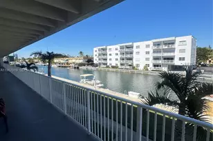 3923 NE 166th St, North Miami Beach, FL 33160 - Photo 5