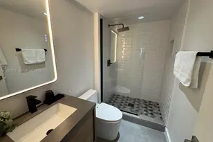 3731 N Country Club Dr, Aventura, FL 33180 - Photo 11