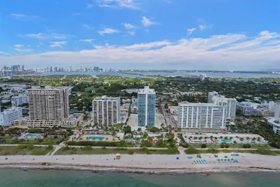 2655 Collins Ave #1106, Miami Beach, FL 33140 - Photo 37