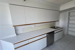 3400 NE 192 St, Aventura, FL 33180 - Photo 3