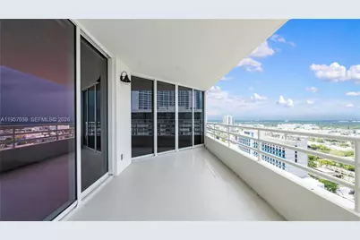 555 NE 34th St #2410, Miami, FL 33137 - Photo 17