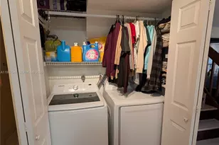 6205 Kendale Lakes Circle, Miami, FL 33183 - Photo 15