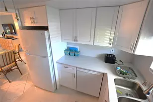 2750 E Emory Dr, West Palm Beach, FL 33415 - Photo 3