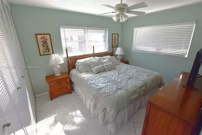 2750 E Emory Dr #H, West Palm Beach, FL 33415 - Photo 7