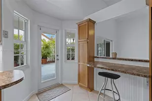 332 Bridgeton Rd, Weston, FL 33326 - Photo 19