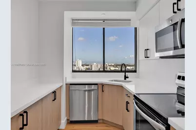 1330 West Ave #1511, Miami Beach, FL 33139 - Photo 3