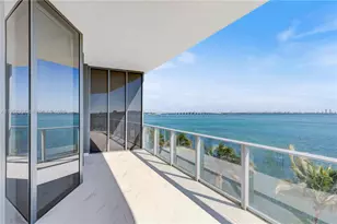 700 NE 24th St, Miami, FL 33137 - Photo 1