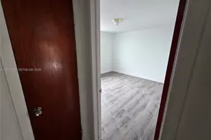 45 E 11th St, Hialeah, FL 33010 - Photo 9