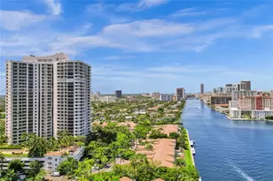 21200 Point Pl, Aventura, FL 33180 - Photo 3