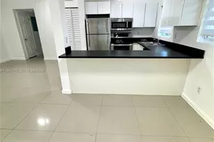 8035 Crespi Blvd, Miami Beach, FL 33141 - Photo 5