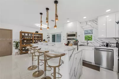 7235 SW 39th St, Miami, FL 33155 - Photo 3