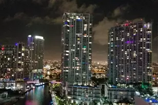 31 SE 5th St, Miami, FL 33131 - Photo 29