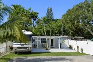 1120 N 61st Ave, Hollywood, FL 33024 - Photo 1