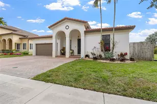 3924 NE 15th St, Homestead, FL 33033 - Photo 3