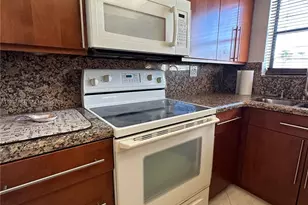 1334 Collins Ave, Miami Beach, FL 33139 - Photo 17