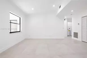 10988 Lake Front Pl, Boca Raton, FL 33498 - Photo 27