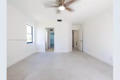 10988 Lake Front Pl, Boca Raton, FL 33498 - Photo 37