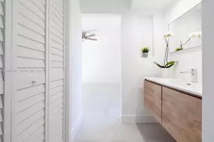 10988 Lake Front Pl, Boca Raton, FL 33498 - Photo 15