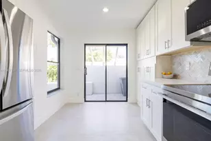 10988 Lake Front Pl, Boca Raton, FL 33498 - Photo 9