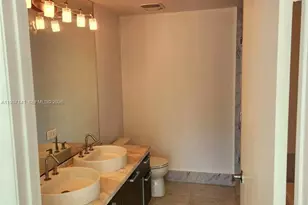 244 Biscayne Blvd, Miami, FL 33132 - Photo 7