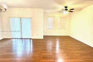 11102 NW 83rd St, Doral, FL 33178 - Photo 9