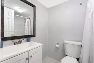 3527 NE 168th St, North Miami Beach, FL 33160 - Photo 15