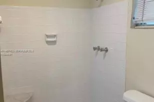 [Address not provided], Hollywood, FL 33020 - Photo 5