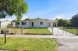 1400 NE 43rd Ct, Pompano Beach, FL 33064 - Photo 1