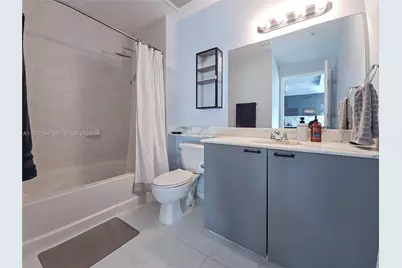 234 NE 3rd St #1003, Miami, FL 33132 - Photo 31