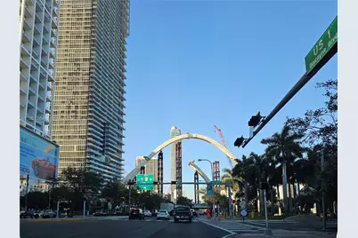 234 NE 3rd St #1003, Miami, FL 33132 - Photo 41