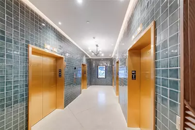 159 NE 6th St #3310, Miami, FL 33132 - Photo 21